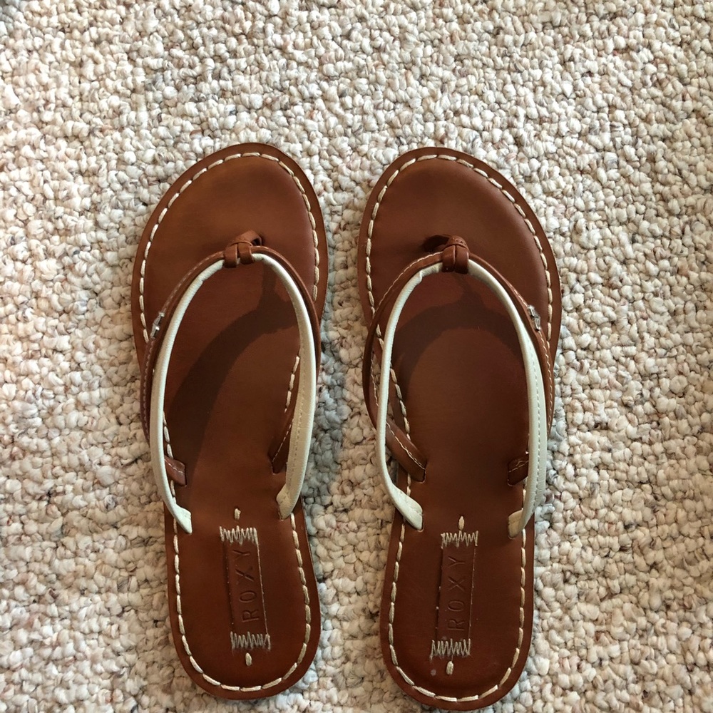 Roxy beach sandals / flip flops